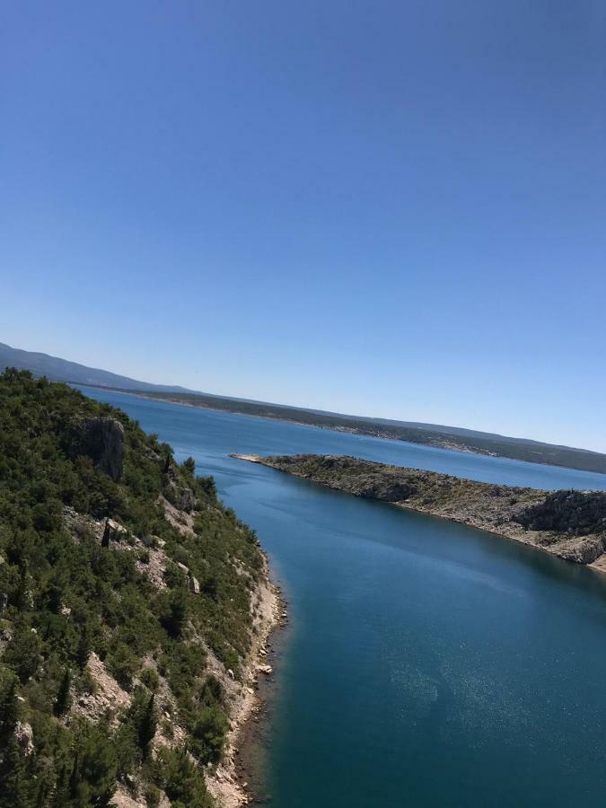 Apartmani Lucija Maslenica Esterno foto